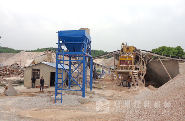 湖南長沙300噸穩(wěn)定土拌和站現(xiàn)場(chǎng)案例